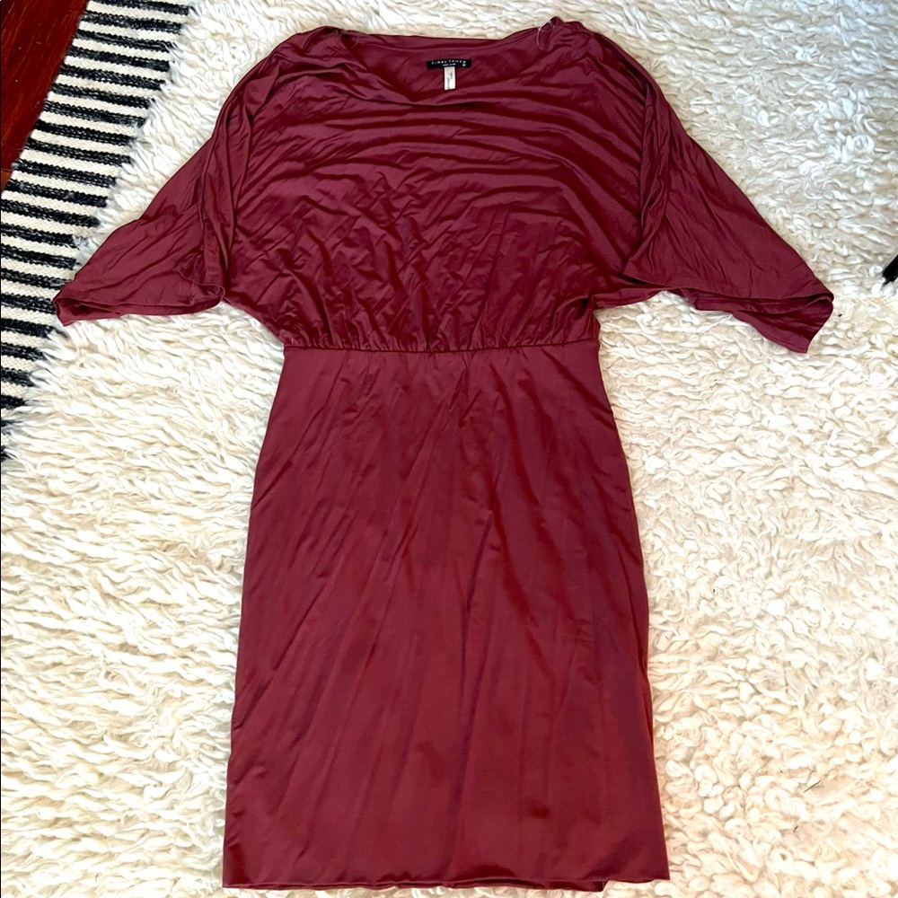 Kimono style midi dress. Size L